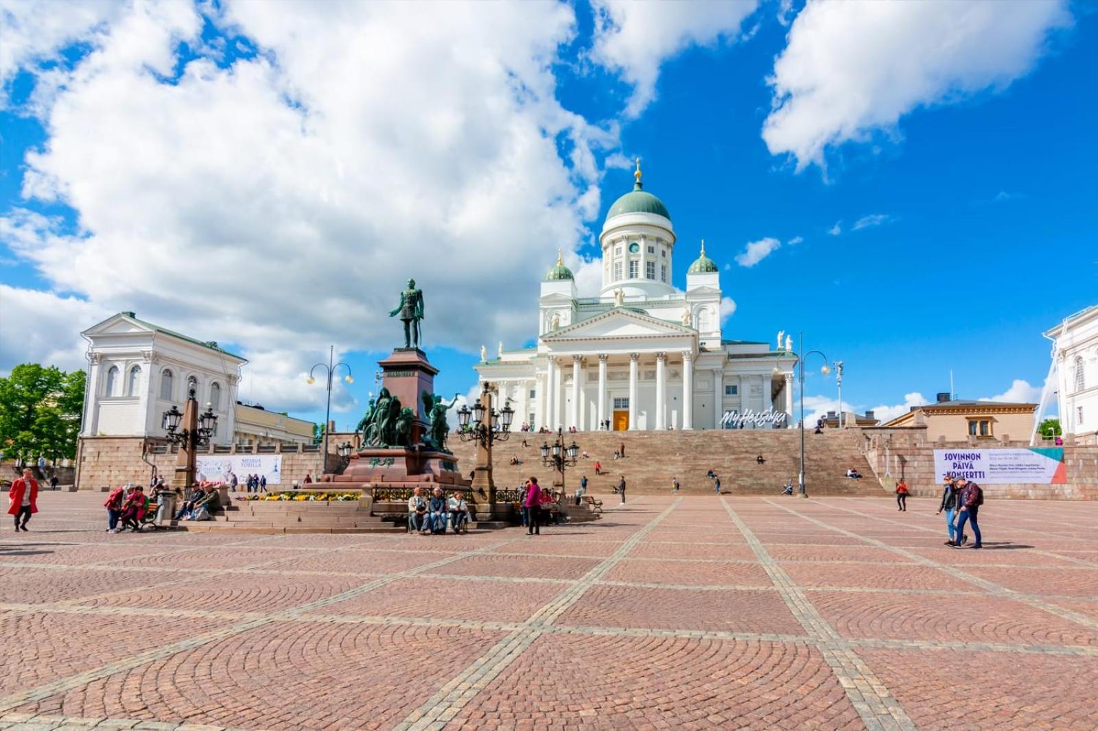 Finland, Helsinki Center Apartment Екстериор снимка